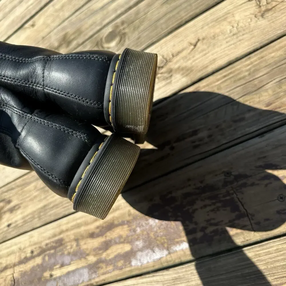 Dr Martens 1460 8-Eyelet Boots Black Mens US Size 9 EU 42 Combat Boot Lace Up